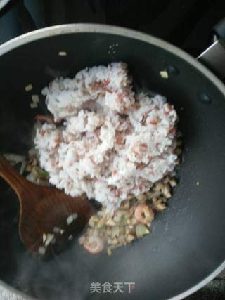 香菇芹菜.虾仁炒饭的做法步骤:10