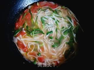 面条菜西红柿汤面的做法步骤:10