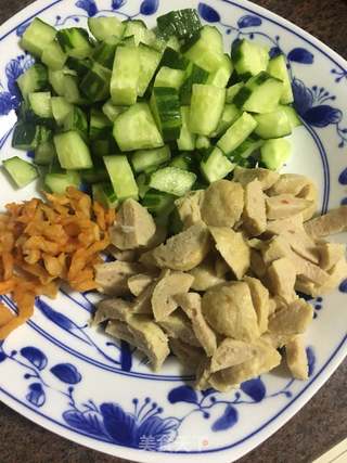 肉丸子炒饭的做法步骤:2