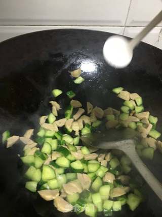 肉丸子炒饭的做法步骤:5