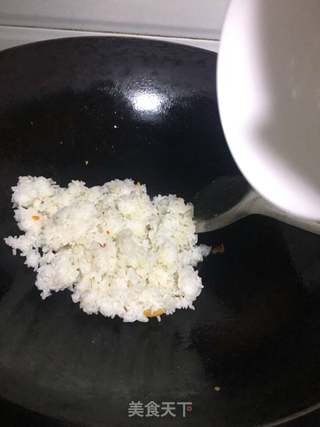 肉丸子炒饭的做法步骤:7