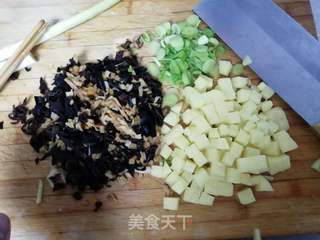 面条鱼打卤面的做法步骤:5