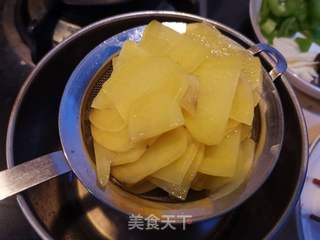 香肠炒土豆片的做法步骤:4