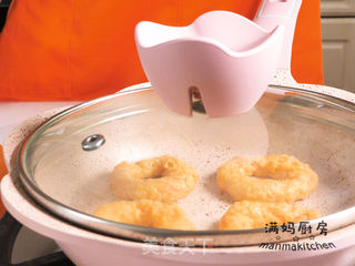 宝宝辅食苹果甜甜圈的做法步骤:11