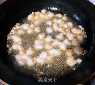 小炒扇贝丁的做法步骤:3
