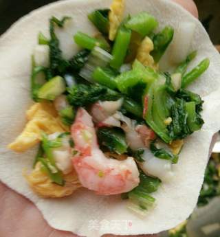 荠菜虾仁水饺的做法步骤:15