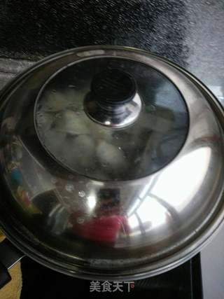 荠菜虾仁水饺的做法步骤:18