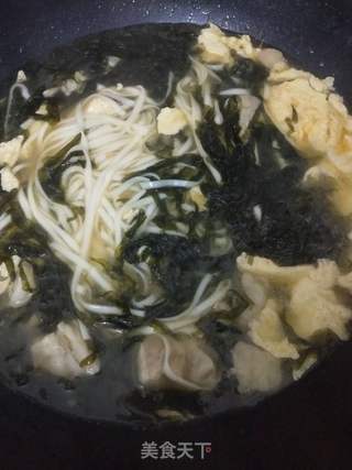 牛腩紫菜面的做法步骤：8
