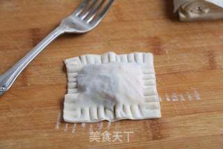 馄饨皮煎饼的做法步骤:4