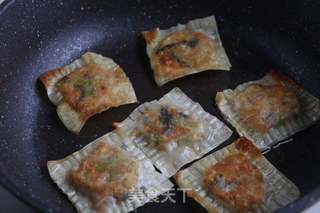 馄饨皮煎饼的做法步骤:6