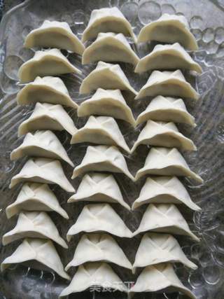 荠菜煎饺的做法步骤:5
