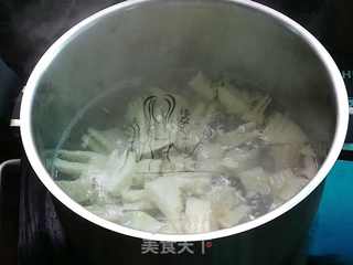 春笋玉米胡萝卜瘦肉汤的做法步骤:5