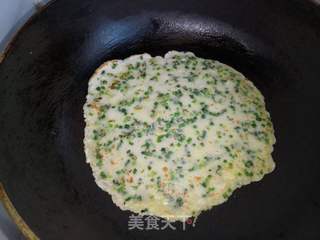 韭菜鸡蛋饼的做法步骤:10