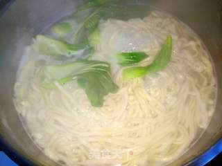 香菇猪肉炸酱面的做法步骤:11