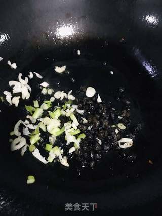 鼓油虎皮青椒的做法步骤:4