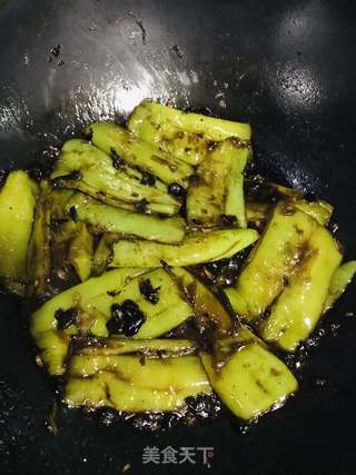 鼓油虎皮青椒的做法步骤:5