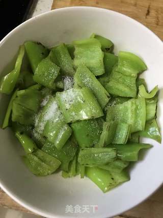 酱油腌尖椒的做法步骤:3