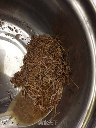 莲蓬须煮鸡蛋(去胎毒)的做法步骤:5