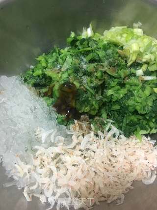 时令蔬菜  苔菜烫面蒸饺的做法步骤：3