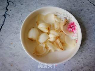百合藜麦粥的做法步骤:2