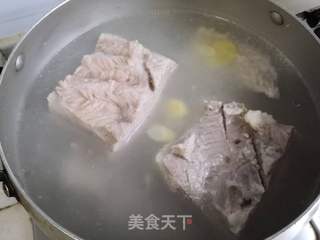 梅菜扣肉的做法步骤：4