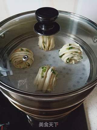 葱香花卷的做法步骤:17