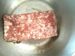猪肉杏鲍菇胡萝卜包子的做法步骤:3