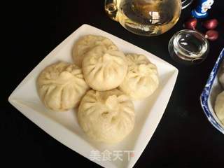 猪肉杏鲍菇胡萝卜包子的做法步骤:25