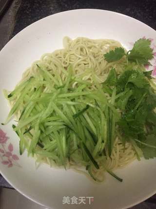 肉酱拌面~“夏日懒人餐”的做法步骤：7