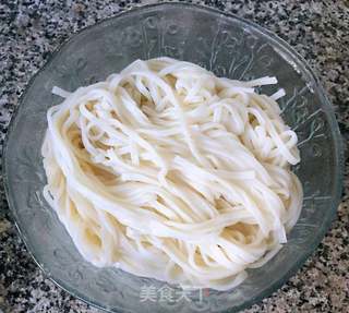 虾滑海菜面的做法步骤:3