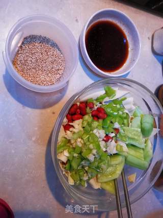黄瓜拌干豆腐(千张)的做法步骤:5