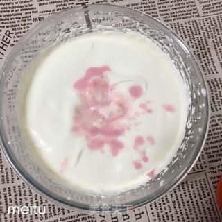 草莓慕斯蛋糕的做法步骤:7