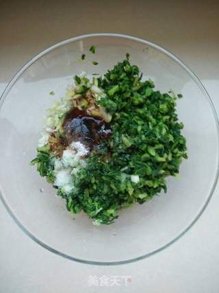 面条菜猪肉馄饨的做法步骤:5