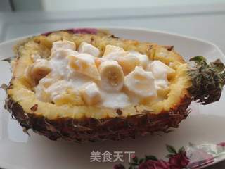 菠萝船水果沙拉的做法步骤：11