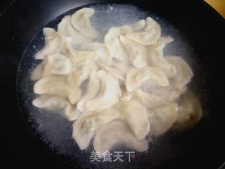 平菇韭菜酸辣汤饺的做法步骤:6