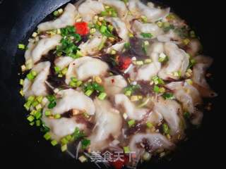 平菇韭菜酸辣汤饺的做法步骤:8