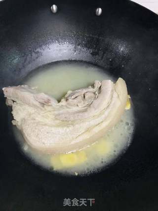 爆炒五花肉的做法步骤:3