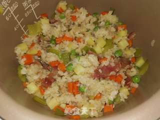 电饭锅腊肠焖饭的做法步骤:6
