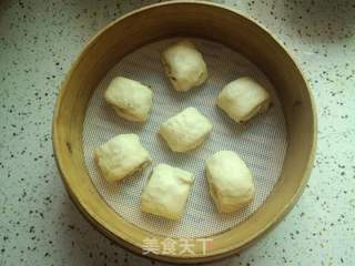 香肠卷的做法步骤:11