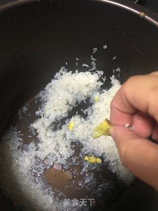 咸猪骨菜干粥的做法步骤:7