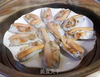 蒜蓉粉丝蒸竹蛏的做法步骤:7