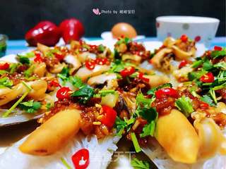 蒜蓉粉丝蒸竹蛏的做法步骤:13