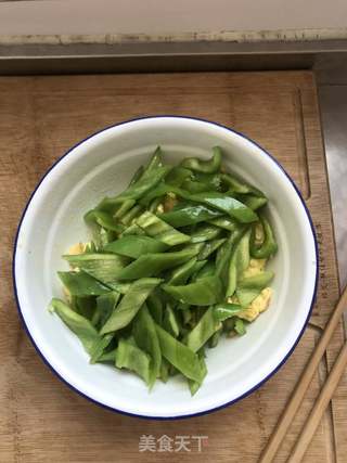 酱香尖椒炒鸡蛋的做法步骤:6