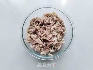 金针菇番茄肥牛汤的做法步骤:3