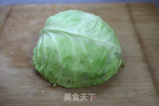 玉米面蒸圆白菜的做法步骤：1