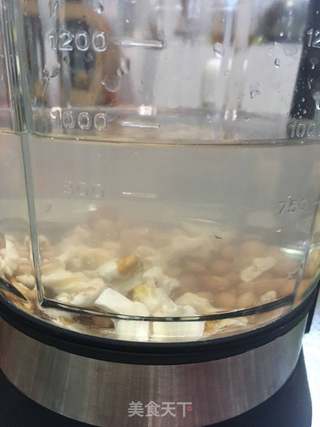 核桃豆浆的做法步骤:4