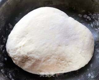 黄花鱼元宝水饺的做法步骤:2