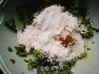 米米蒿煎饼的做法步骤:4