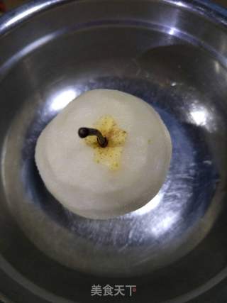 银耳枇杷雪梨羹的做法步骤:3