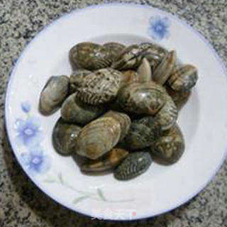 海带结炒花蛤的做法步骤：1